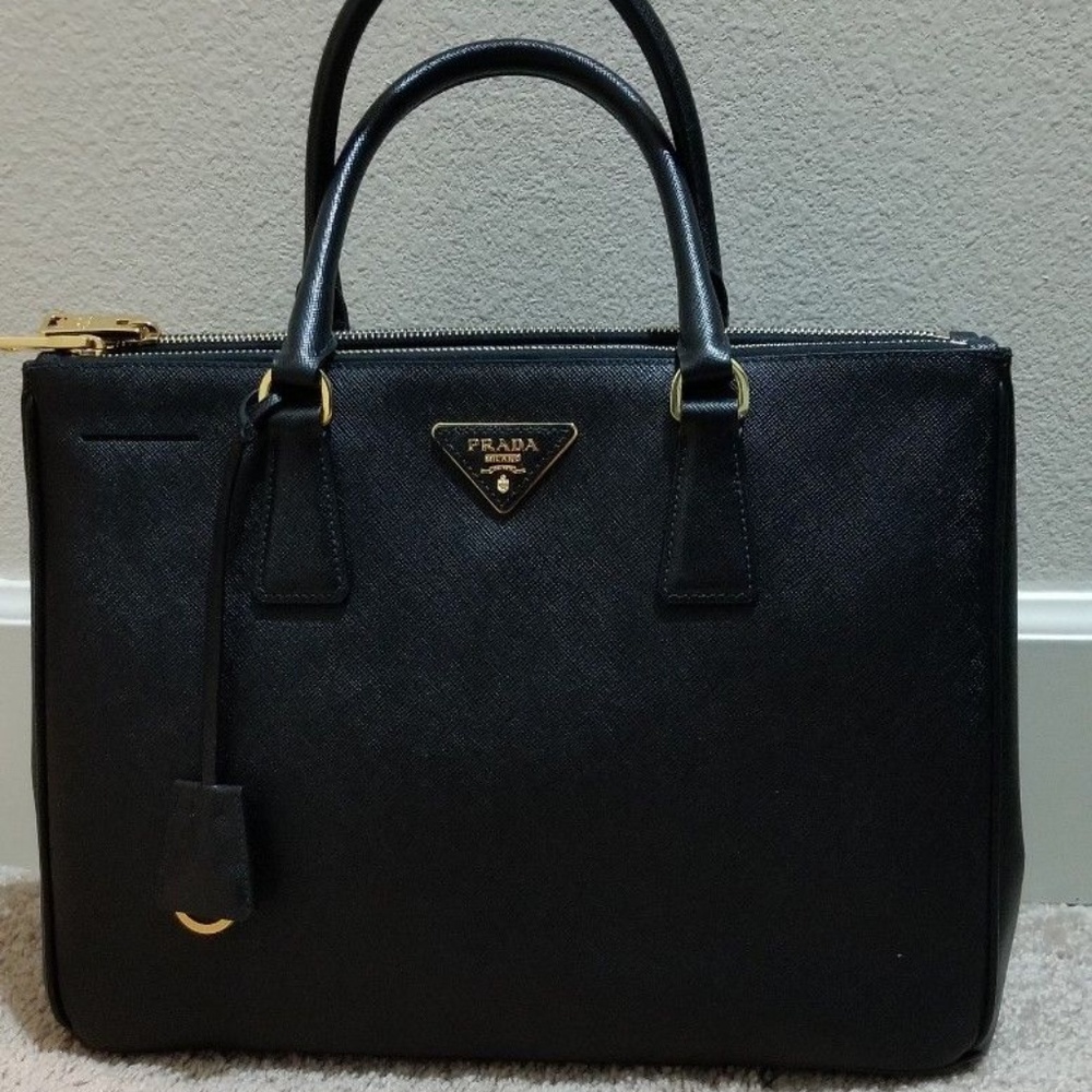 BrandNew-PRADA Saffiano Leather Double Zip Lux Med
